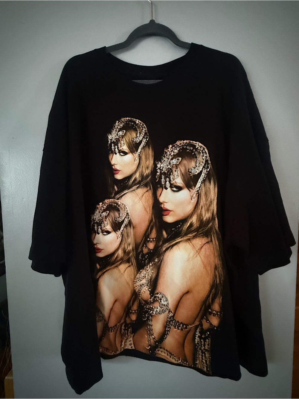 Taylor Swift Official "The Life of a Showgirl" Boxy Oversized Tee PLUS 4XL